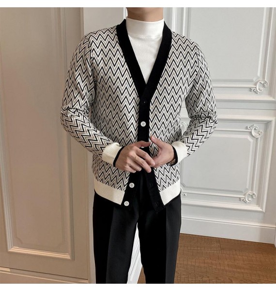 V-neck Striped Long-sleeved Knitted Jacket