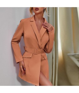 Stylish Waist-in Suit Jacket With Elegant Design